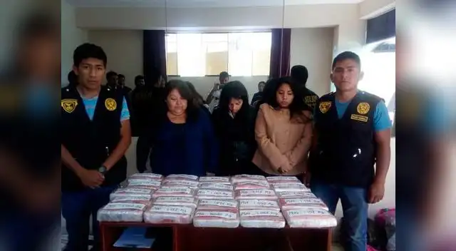 Las extranjeras trasladaban la droga en su vehículo Las extranjeras trasladaban la droga en su vehículo