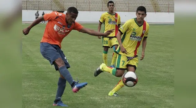 Junior Ross marcó un gol en la goleada del César Vallejo. FOTO: Segunda División Junior Ross marcó un gol en la goleada del César Vallejo. FOTO: Segunda División