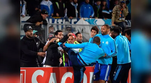 Patrice Evra sería sancionada varias fechas