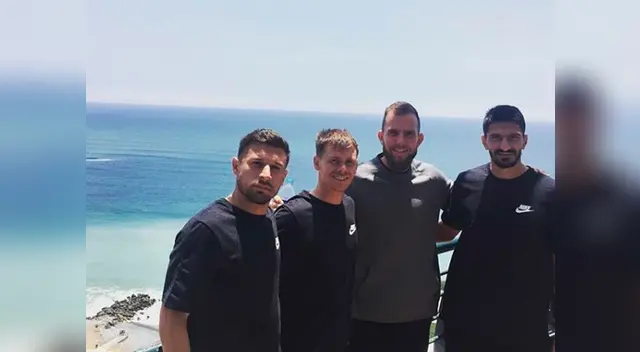 Jugadores de Nueva Zelanda pasean por Miraflores