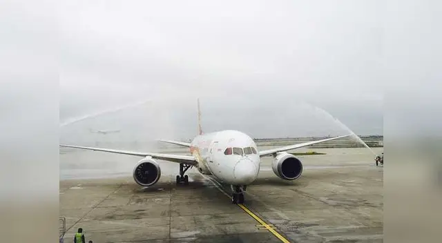 Avión realiza vuelo con aceite de cocina de China a EE.UU. Avión realiza vuelo con aceite de cocina de China a EE.UU.