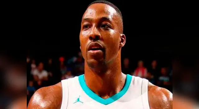 Sancionan a estrella de la NBA por gesto obsceno 