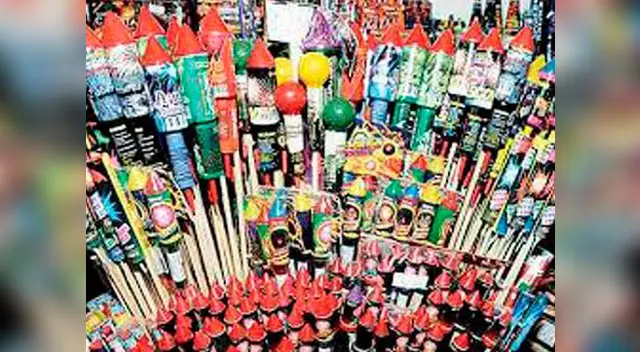 Pirotécnicos por navidad Pirotécnicos por navidad