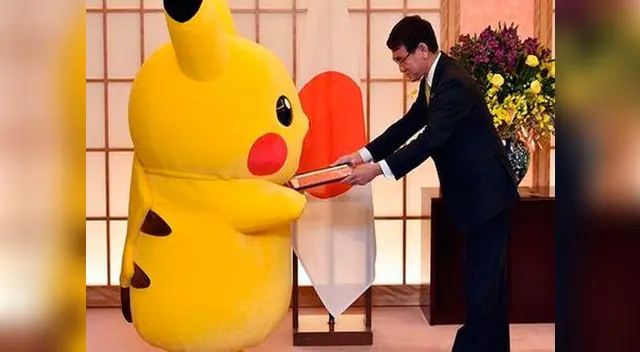 Pikachu y Hello Kitty son nombrados embajadores de Osaka en Japón Pikachu y Hello Kitty son nombrados embajadores de Osaka en Japón