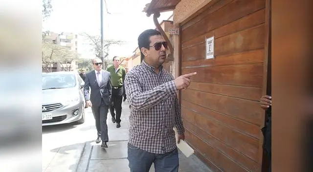 No cayó bien la celebración de íntimos con mensajes a su eterno rival