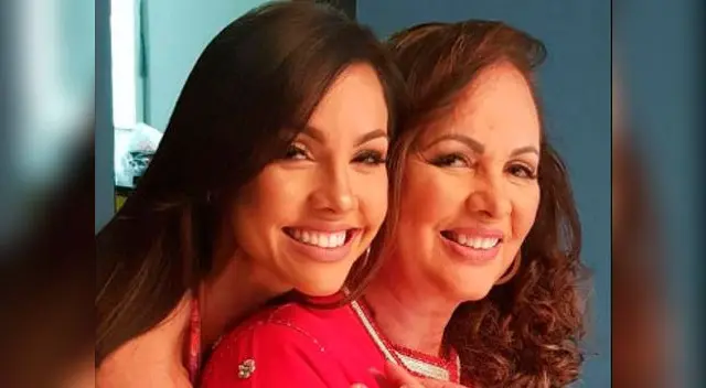 Paloma Fiuza comparte instantánea con su mamá Paloma Fiuza comparte instantánea con su mamá