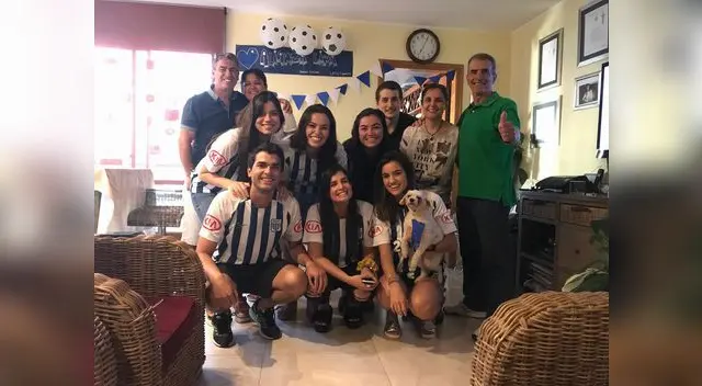 Bengoechea en una postal familiar