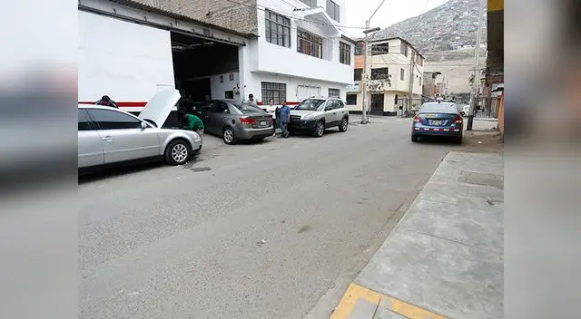 Frente a este taller se perpetró crimen de padre de familia Frente a este taller se perpetró crimen de padre de familia