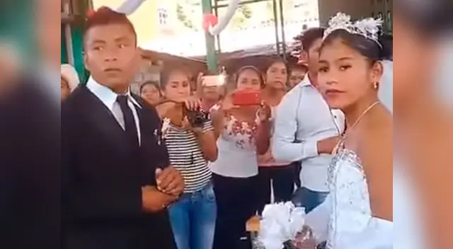 Imagen de los novios en boda arreglada