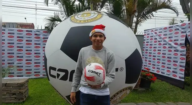 Edison Flores regaló alegría a los niños Edison Flores regaló alegría a los niños