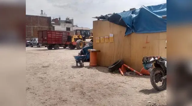 Ladrones habrían sido alertados por algún mal empleado de la empresa ligado al municipio, según la PNP Ladrones habrían sido alertados por algún mal empleado de la empresa ligado al municipio, según la PNP