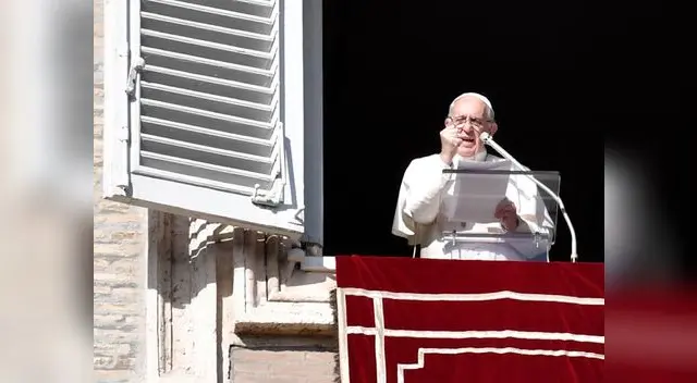 Francisco dio su mensaje de navidad y pidió liberar a todos los rehenes en la Nochebuena