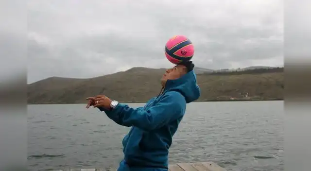 Dominando en la laguna de Sausococha Dominando en la laguna de Sausococha