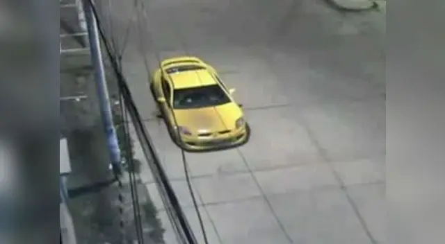 Cámaras de seguridad captan al presunto 'fantasma de la Navidad' Cámaras de seguridad captan al presunto 'fantasma de la Navidad'