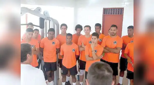 Equipo de Universitario de Deportes Equipo de Universitario de Deportes