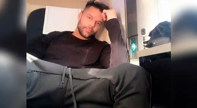Ricky Martin causa sensación en las redes al publicar foto totalmente desnudo Ricky Martin causa sensación en las redes al publicar foto totalmente desnudo