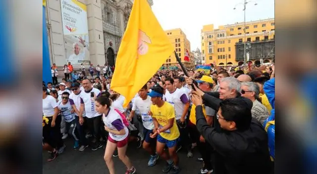 Maratón celebrada por la pronta llegada del papa Francisco Maratón celebrada por la pronta llegada del papa Francisco