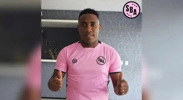 La hinchada de Universitario molesta con Tejada