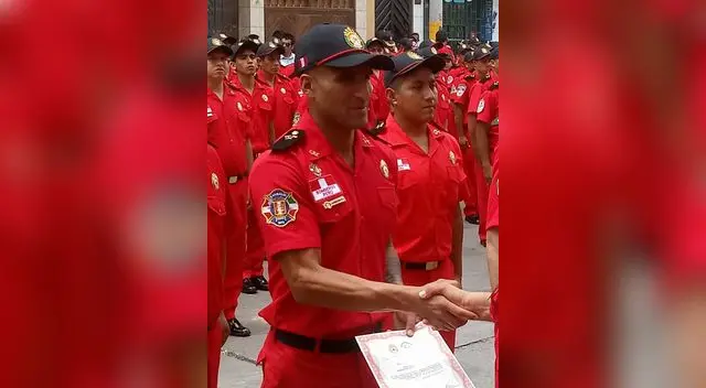 Ballón en una faceta fuera del fútbol