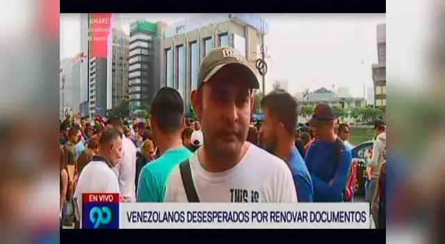 Diariamente cientos de venezolanos forman largas colas para pedir refugio en Cancillería 