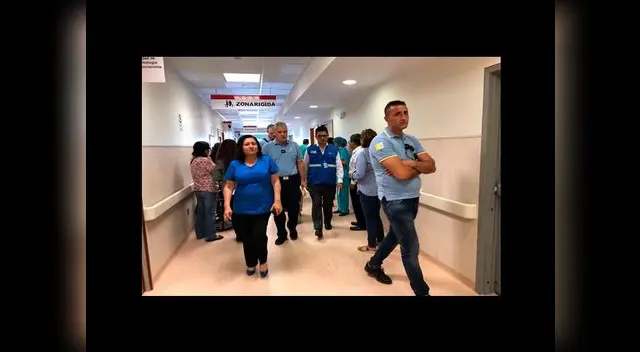 Establecimientos de salud en alerta total Establecimientos de salud en alerta total