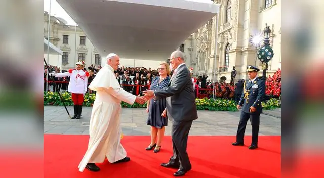 PPk saluda la papa Francisco