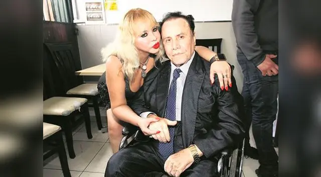 Susy Díaz conmovida por la muerte de Augusto Polo Campos 