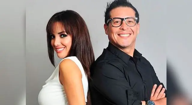  Carloncho y Rosángela Espinoza habrían tenido relación por contrato 