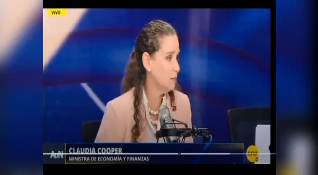 Claudia Cooper, titular de Economía, se refirió al monopolio farmacéutico Claudia Cooper, titular de Economía, se refirió al monopolio farmacéutico