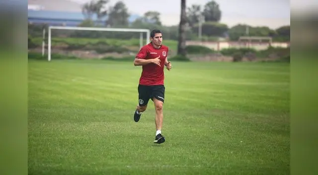 Corzo es baja en Universitario