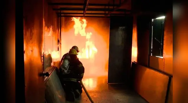 Hombre se había escondido en una habitación y se sofocó Hombre se había escondido en una habitación y se sofocó