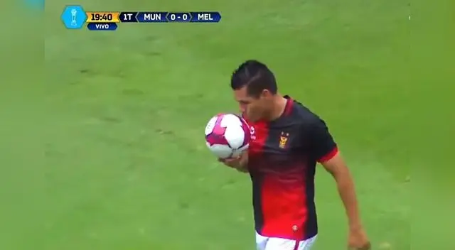 Rengifo se llevó las palmas con su doblete a Muni