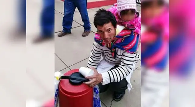 Padre de familia es elogiado en las redes sociales 