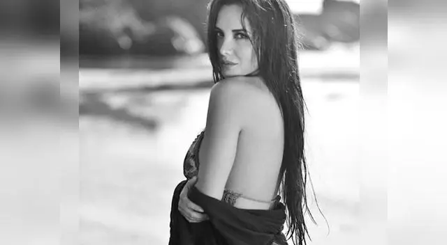 Rosángela Espinoza luce su belleza en bikini