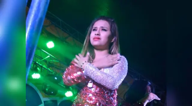 Thamara Gómez sufre accidente en vivo con una hacha Thamara Gómez sufre accidente en vivo con una hacha