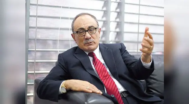 Ministro de educación asegura que no hay motivos para una nueva huelga de docentes este año