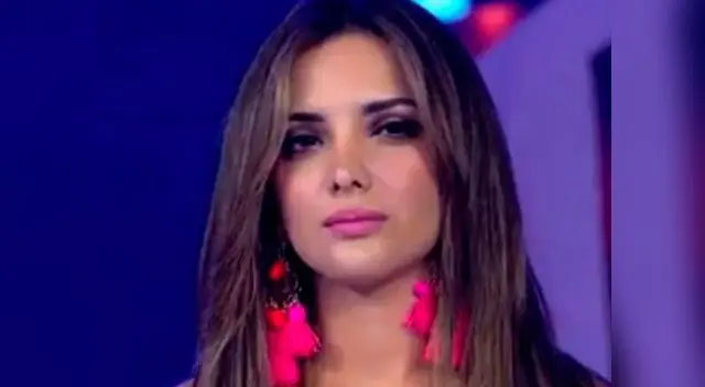 Rosángela Espinoza evidenció su fastidio tras el ingreso de Yahaira Plasencia Rosángela Espinoza evidenció su fastidio tras el ingreso de Yahaira Plasencia