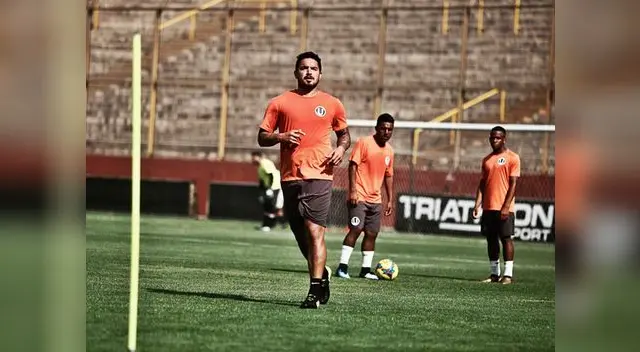 Universitario de Deportes busca su primer triunfo a costa del líder San Martín