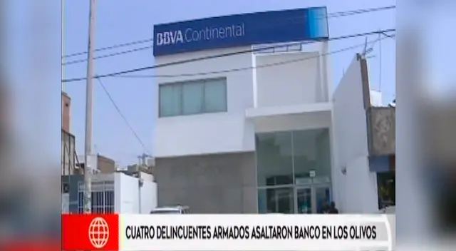 Cuatro delincuentes asaltaron un banco en Los Olivos a plena luz del día
