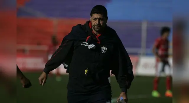 Sergio Ibarra espera que su equipo tenga un amistoso el 17 de marzo. Foto: Julio Ángulo Delgado