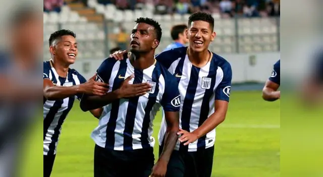 Íntimos reciben a los 'xeneizes' en el Estadio Nacional