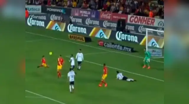 Raúl Ruidíaz marcó golazo que esta dando la vuelta al mundo