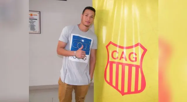 español Arturo Sánchez llegó para el Atlético Grau español Arturo Sánchez llegó para el Atlético Grau