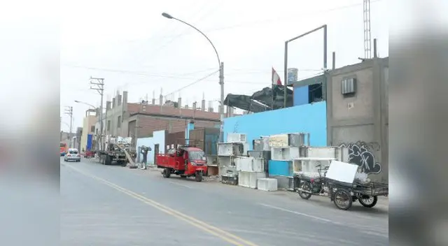 Vecinos piden que la Municipalidad de Lima intervenga antes que la situación empeore