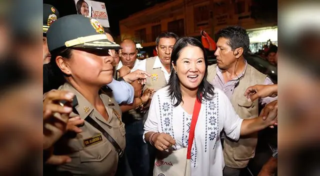 Keiko Fujimori celebró ayer el octavo aniversario de Fuerza Popular en San Juan de Lurigancho Keiko Fujimori celebró ayer el octavo aniversario de Fuerza Popular en San Juan de Lurigancho