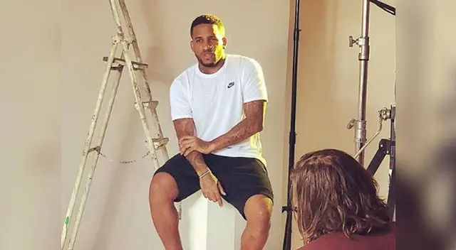 Jefferson Farfán es retratado en mural en Chimbote Jefferson Farfán es retratado en mural en Chimbote