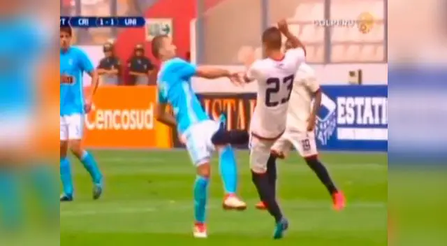 Faltas en partido Sporting Cristal vs. Universitario pasaron desapercibidos por árbitro Faltas en partido Sporting Cristal vs. Universitario pasaron desapercibidos por árbitro