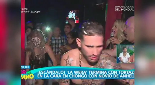  Novio agrede a su ex pareja con tortazo en la cara