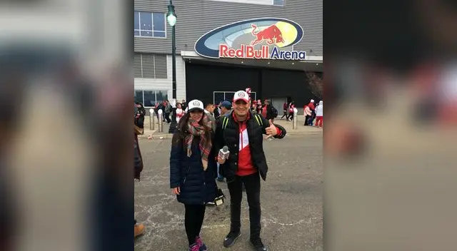 La hinchada peruana tomó Nueva Jersey