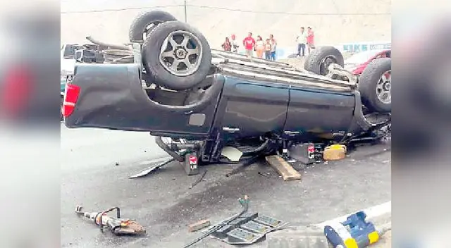 Tres días de tragedia y muerte en la Panamericana Sur Tres días de tragedia y muerte en la Panamericana Sur